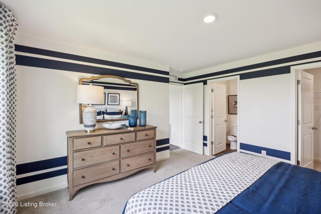 594 Zelcova Dr, Eminence, KY 40019