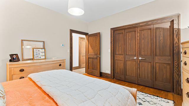 820 W Buckingham Place 1, Chicago, IL 60657