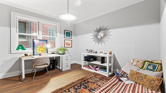 820 W Buckingham Place 1, Chicago, IL 60657