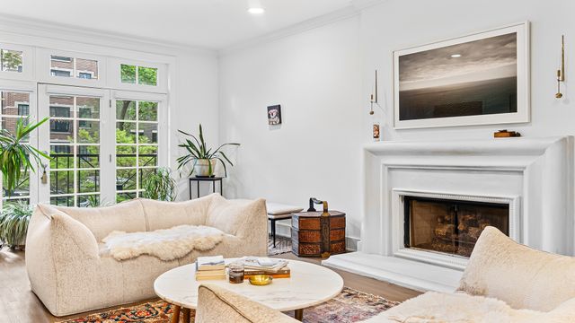 820 W Buckingham Place 1, Chicago, IL 60657