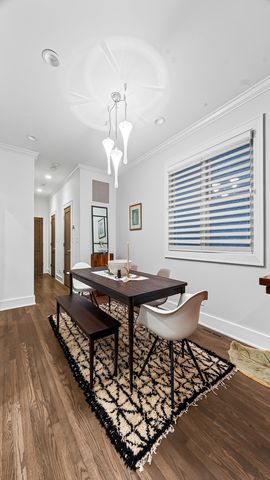 820 W Buckingham Place 1, Chicago, IL 60657