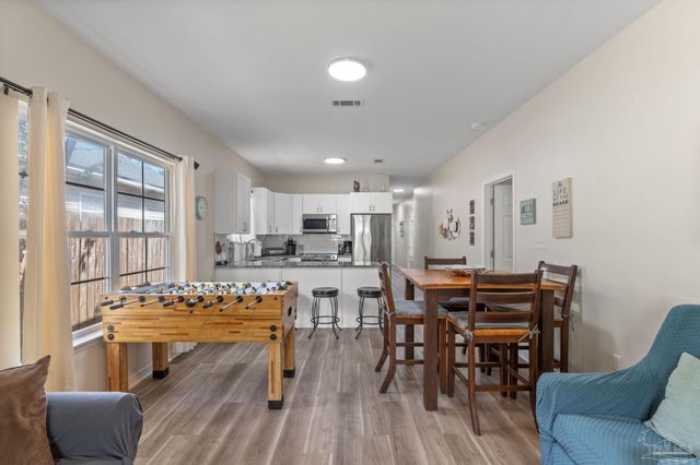 515 N M St, Pensacola, FL 32501