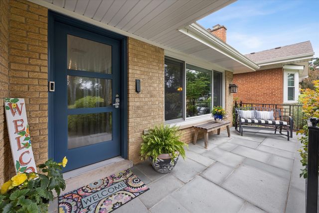 1005 S Brainard Avenue, La Grange, IL 60525
