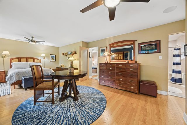 1005 S Brainard Avenue, La Grange, IL 60525