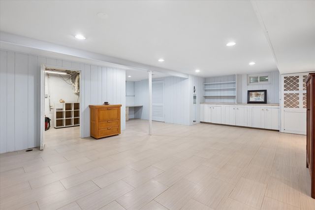 1005 S Brainard Avenue, La Grange, IL 60525