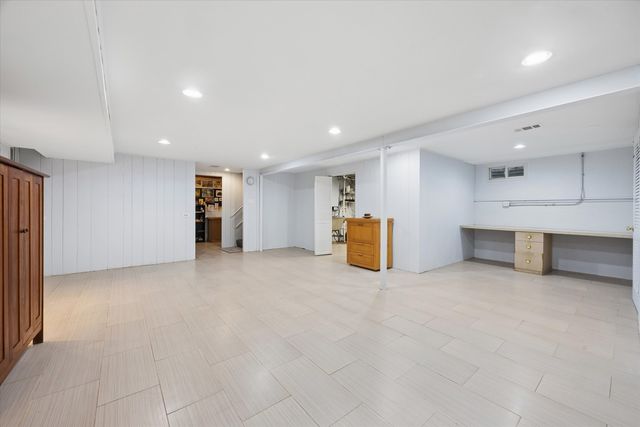 1005 S Brainard Avenue, La Grange, IL 60525