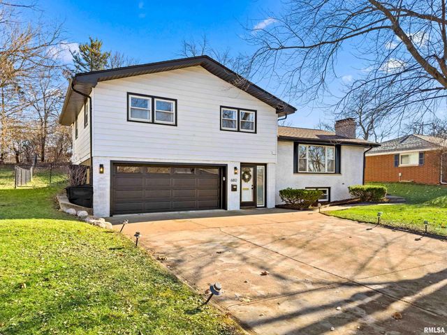 6812 N KIMBERLY Drive, Peoria, IL 61614
