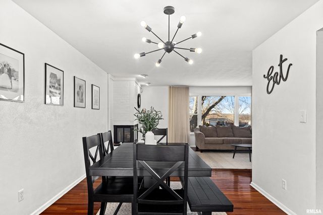 6812 N KIMBERLY Drive, Peoria, IL 61614