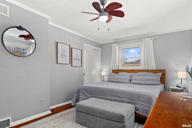 6812 N KIMBERLY Drive, Peoria, IL 61614