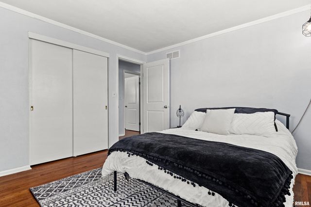 6812 N KIMBERLY Drive, Peoria, IL 61614