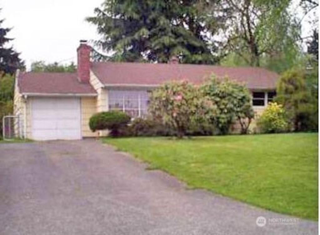 13053 Roosevelt Way NE, Seattle, WA 98125