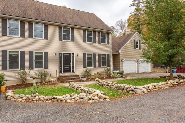 108 Spruce St, Middleboro, MA 02346