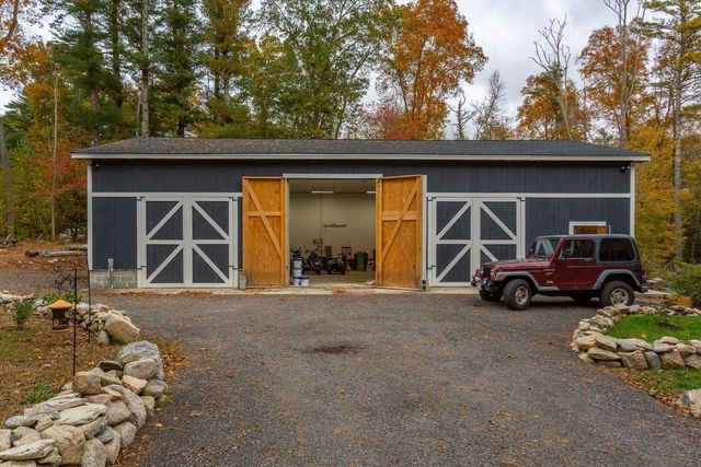108 Spruce St, Middleboro, MA 02346