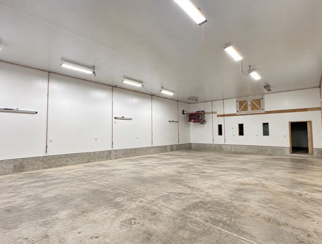 108 Spruce St, Middleboro, MA 02346