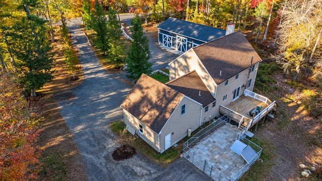 108 Spruce St, Middleboro, MA 02346