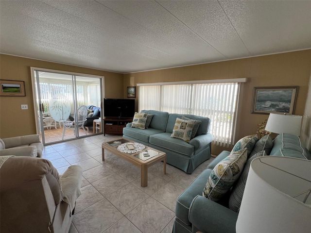 37 PINDO PALM STREET W, Largo, FL 33770