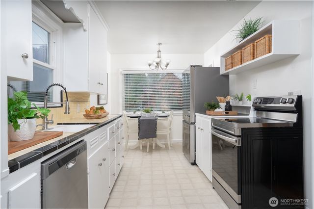 1901 N Union Avenue, Tacoma, WA 98406