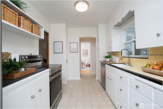 1901 N Union Avenue, Tacoma, WA 98406