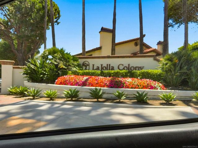 4170 Porte De Palmas 20, San Diego, CA 92122