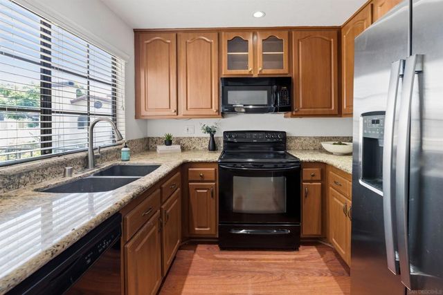 4170 Porte De Palmas 20, San Diego, CA 92122