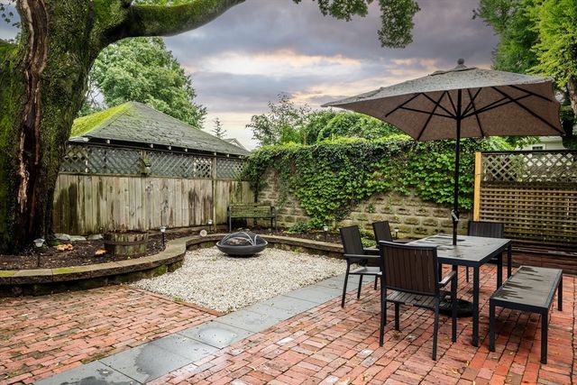 115 Oakley Rd. 115, Belmont, MA 02478