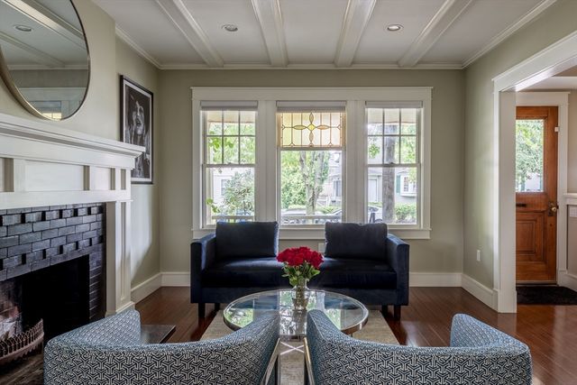 115 Oakley Rd. 115, Belmont, MA 02478