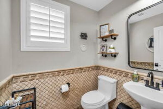 11225 E Sylvan Avenue, Mesa, AZ 85212