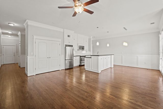 2802 Morrison Street 206, Houston, TX 77009