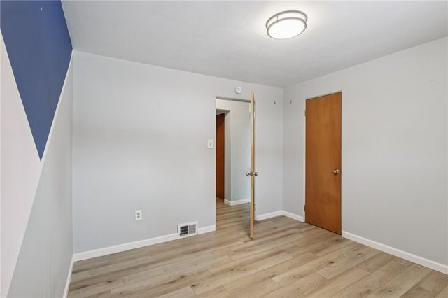 2785 Hastings Dr, Lower Burrell, PA 15068