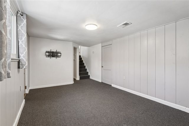 2785 Hastings Dr, Lower Burrell, PA 15068