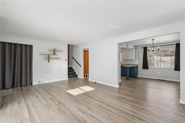 2785 Hastings Dr, Lower Burrell, PA 15068