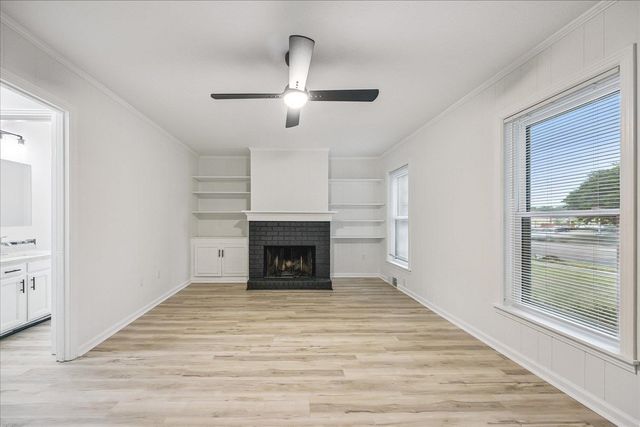 6137 QUINCE RD, Memphis, TN 38119