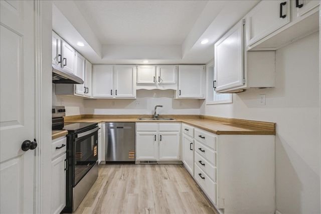 6137 QUINCE RD, Memphis, TN 38119