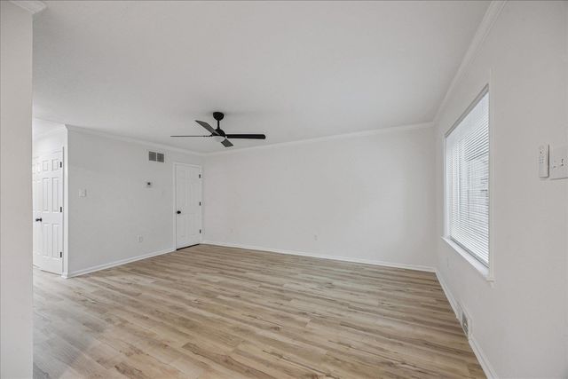 6137 QUINCE RD, Memphis, TN 38119