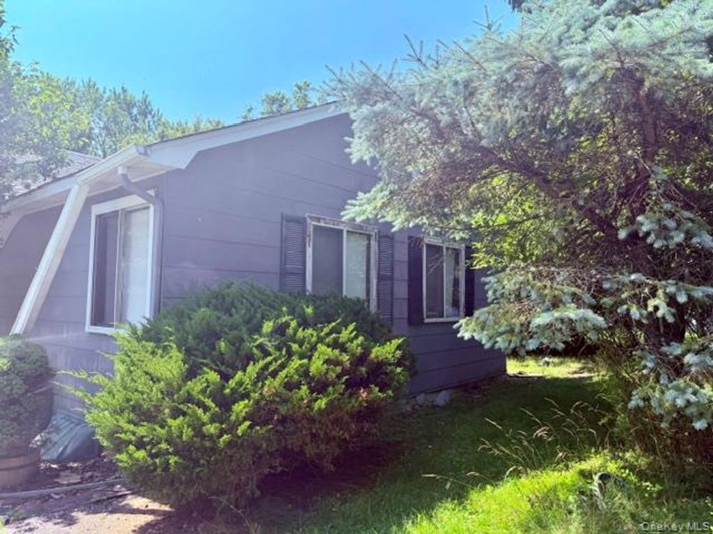 102 Hillcrest Avenue, Monroe, NY 10950 — photo 2