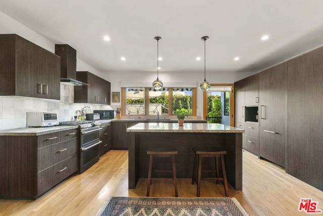 8980 Lloyd Place, West Hollywood, CA 90069