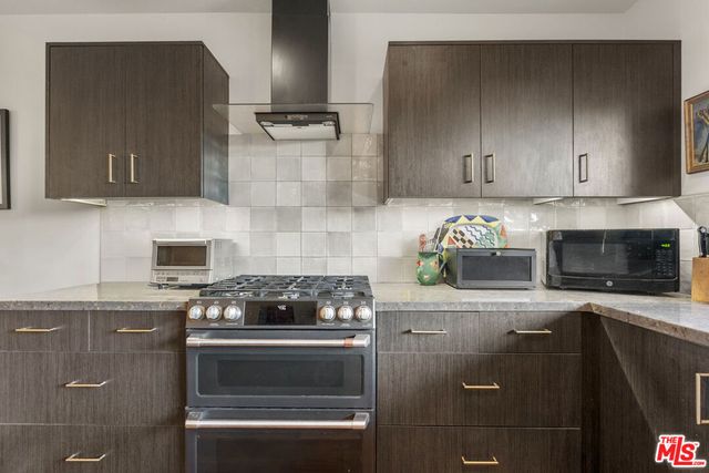 8980 Lloyd Place, West Hollywood, CA 90069