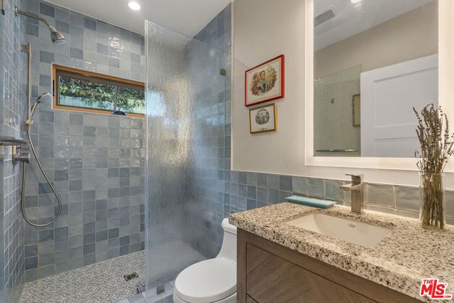 8980 Lloyd Place, West Hollywood, CA 90069