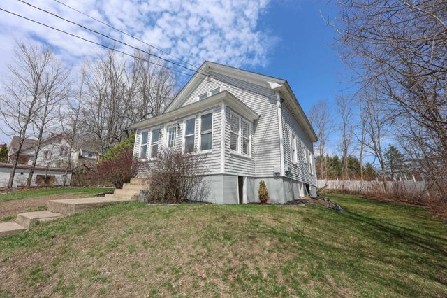 32 Turnpike Street, Pembroke, NH 03275