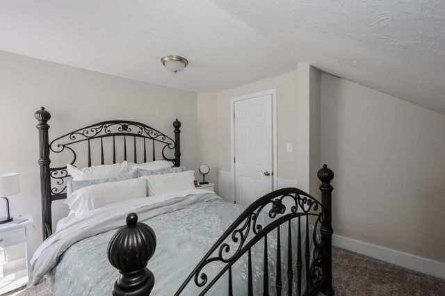 32 Turnpike Street, Pembroke, NH 03275