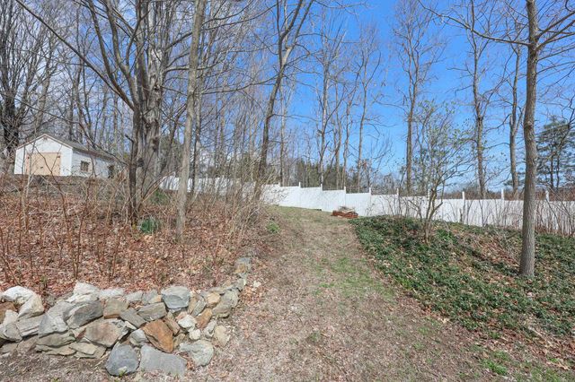 32 Turnpike Street, Pembroke, NH 03275