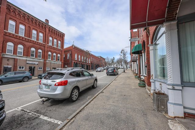 32 Turnpike Street, Pembroke, NH 03275