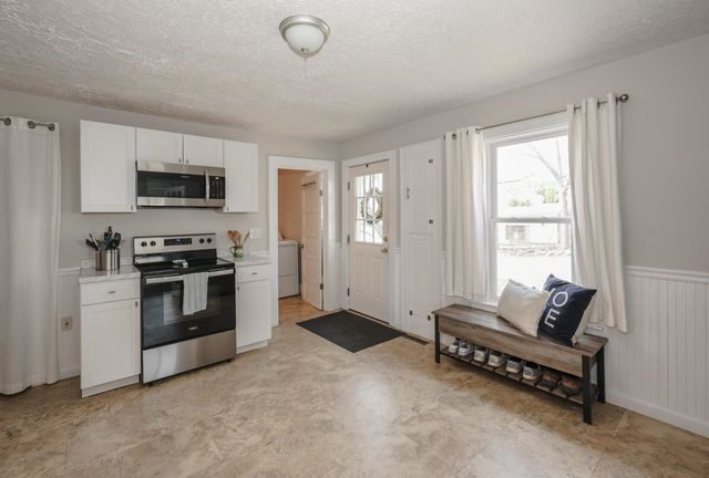 32 Turnpike Street, Pembroke, NH 03275