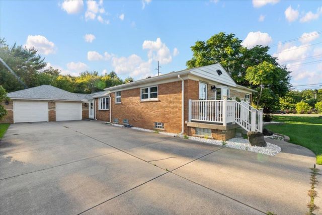 44833 Maddelein Street, Clinton Twp, MI 48036