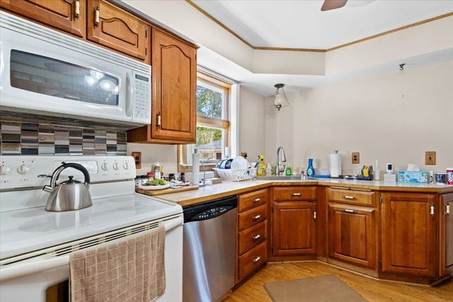 44833 Maddelein Street, Clinton Twp, MI 48036