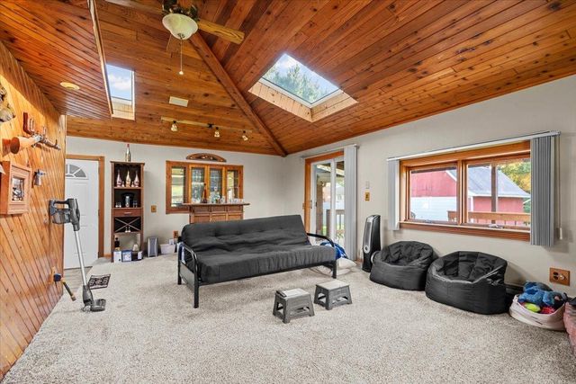 44833 Maddelein Street, Clinton Twp, MI 48036