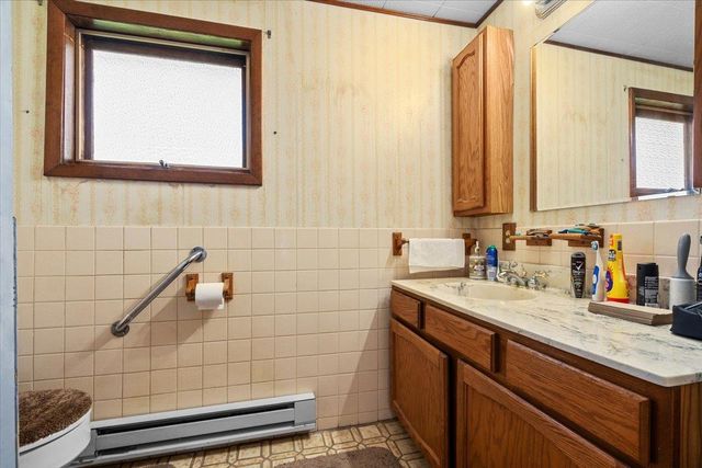 44833 Maddelein Street, Clinton Twp, MI 48036