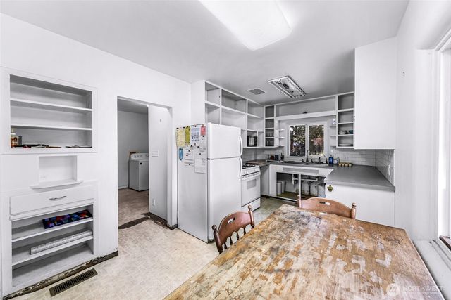 7440 N Enterprise Road, Ferndale, WA 98248