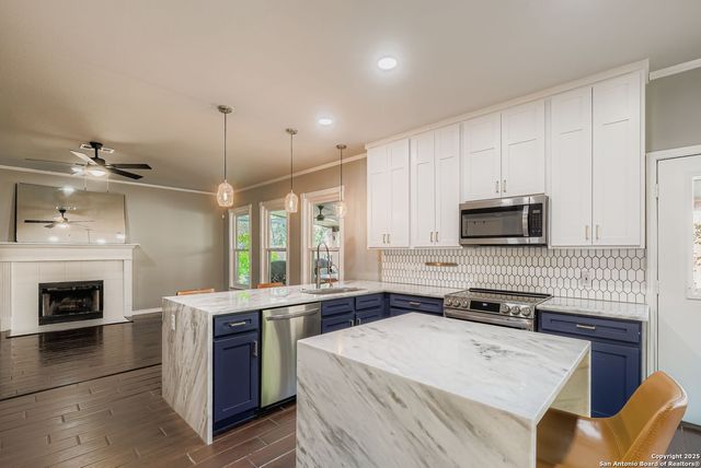 2159 Redwoods Crest, San Antonio, TX 78232