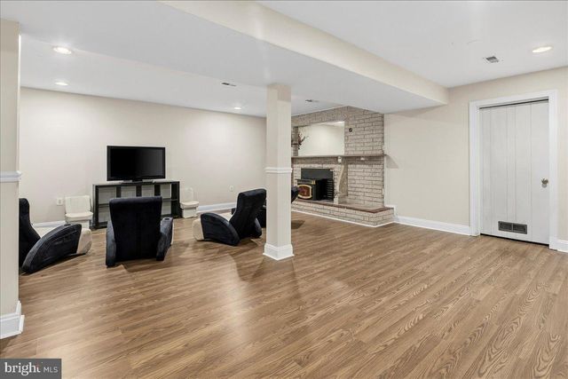 11846 CHAPEL RD, Clifton, VA 20124